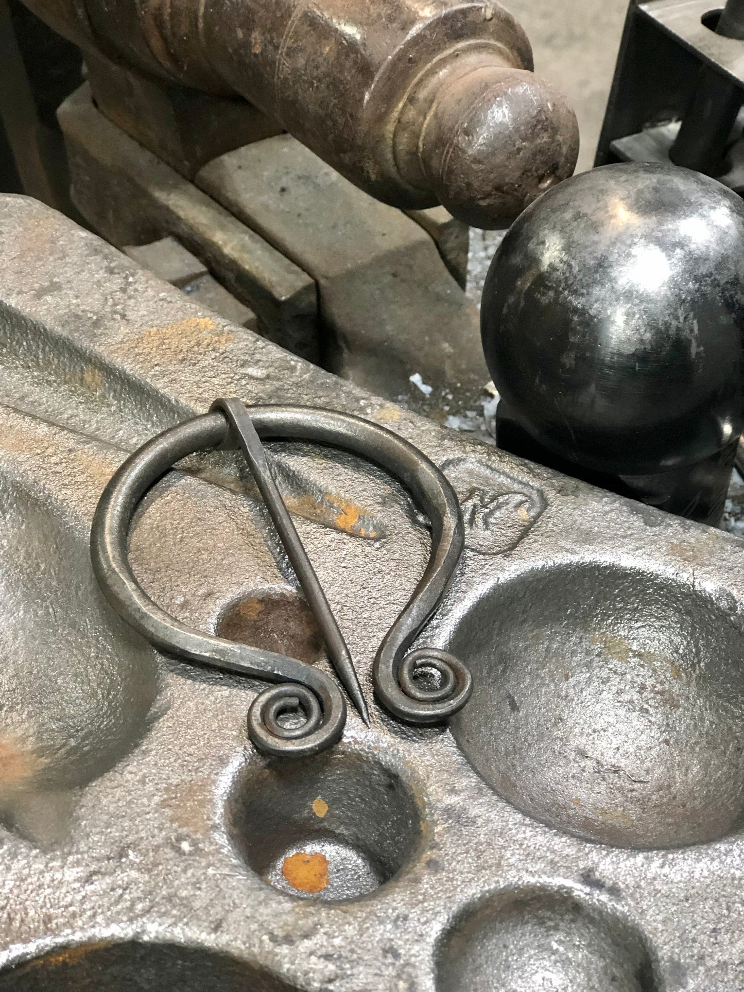 Hand Forged Broach Pin