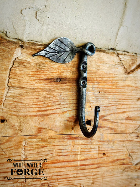 Large Leaf Hook
